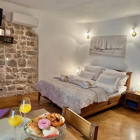 Diocletian Wine Studio Apartment II Split Buitenkant foto